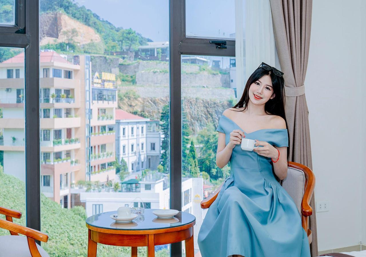 Ngan Ha Hotel Tam Ðảo Exteriör bild